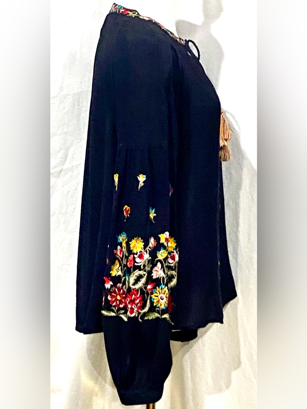 Maeve Black Embroidered Flowers Peasant Blouse with Tassel Tie Ballon Sleeves M - Picture 2 of 10